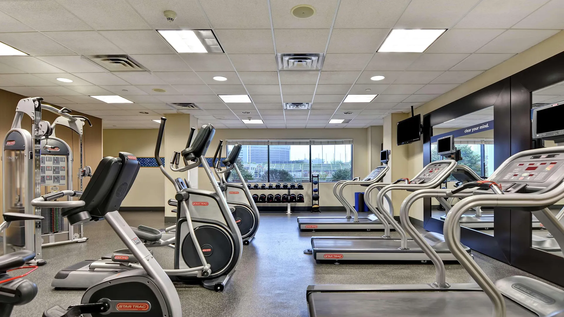 Hampton Inn & Suites Newark-Harrison-Riverwalk Νιούαρκ