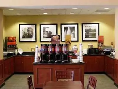 Hampton Inn & Suites Newark-Harrison-Riverwalk 3*, Newark United States